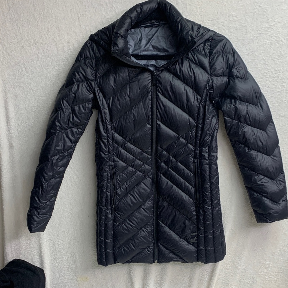 BCBGeneration Black Puffer Jacket Women’s Sz XS 3/4 Length Winter Lightweight